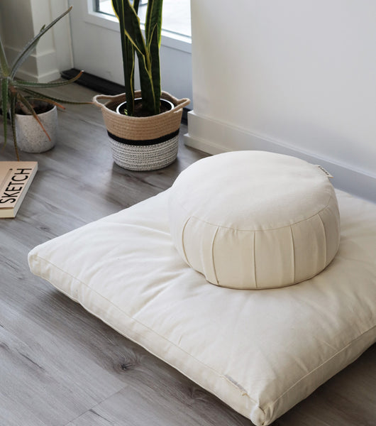 White Meditation Set Seat Zabuton Scoria World