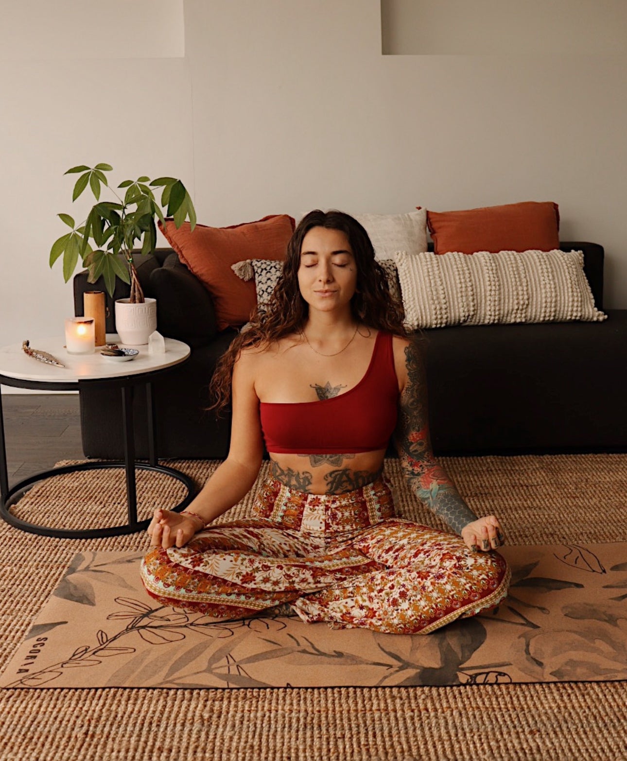 Scoria Cork Yoga Mat - Thumbnail 3