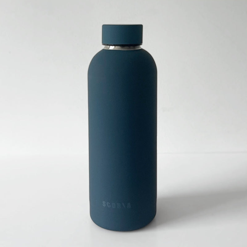 https://www.scoriaworld.com/cdn/shop/files/scoria-NAVY-3c-WATER-BOTTLE-stainless-steel-water-bottle-best-cold-hot-bottle-sustainable_f2b8a121-ff8b-4959-b38b-21de3152bffb_800x.jpg?v=1689470502